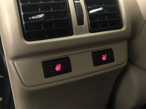 Used 2016 Subaru Outback 2.5i Limited image 29