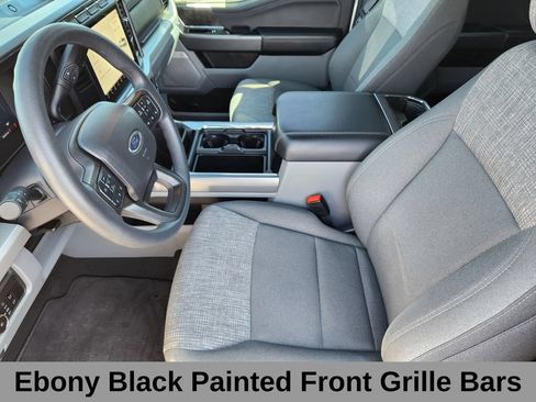 Used 2024 Ford F250 XLT w/ Black Appearance Package AWD/4WD image 15