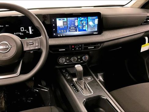 New 2027 Nissan Kicks S FWD image 8