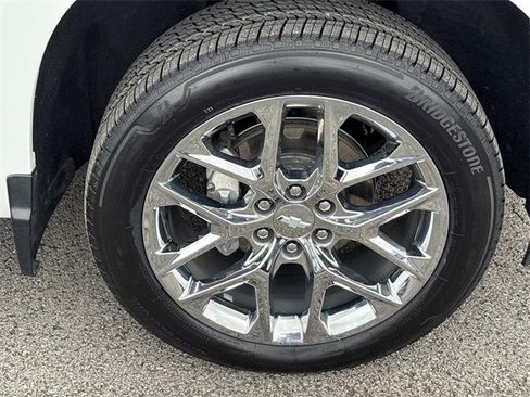 Used 2023 Chevrolet Silverado 1500 LTZ image 9