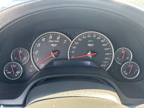 Used 2013 Chevrolet Corvette Coupe image 21