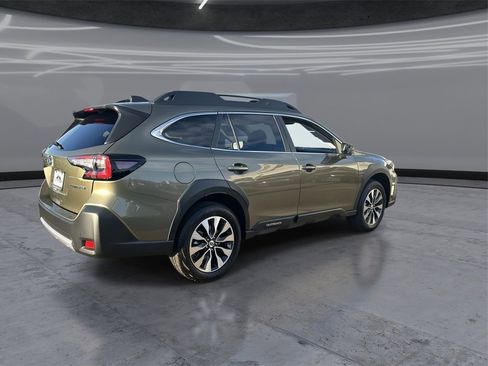 Certified 2025 Subaru Outback Limited image 5