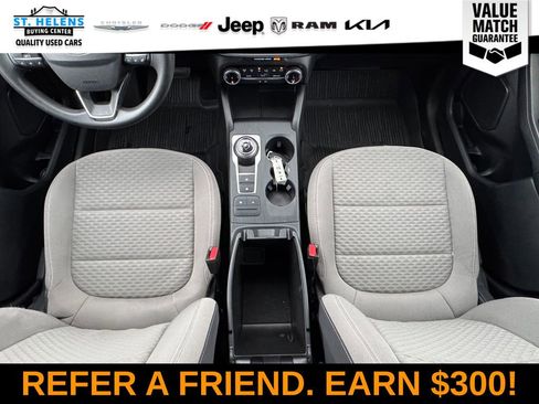 Used 2022 Ford Escape SE FWD image 28