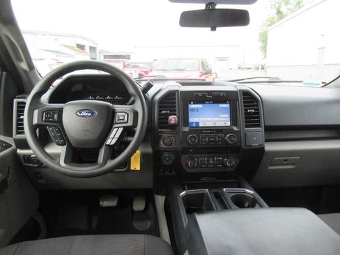 Used 2018 Ford F150 XL w/ Equipment Group 101A Mid AWD/4WD image 20