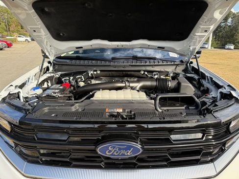 Used 2025 Ford Expedition Max Platinum image 30