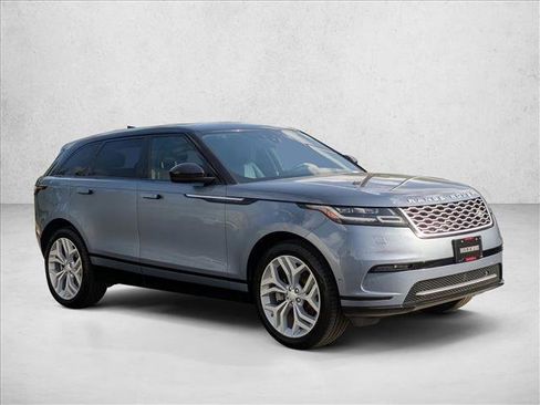 Used 2018 Land Rover Range Rover Velar R-Dynamic SE image 3
