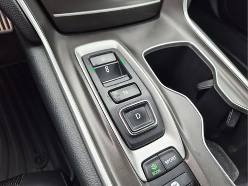 Used 2022 Honda Accord Sport image 15