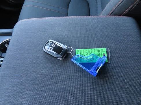 Certified 2023 Honda Pilot Sport image 27