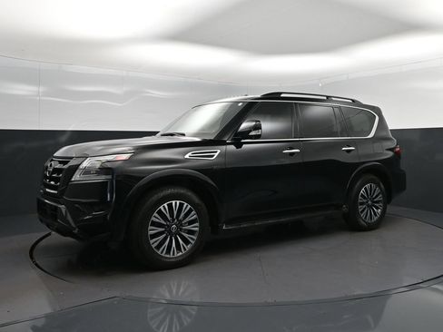 Used 2022 Nissan Armada SL w/ Midnight Edition Package RWD image 3