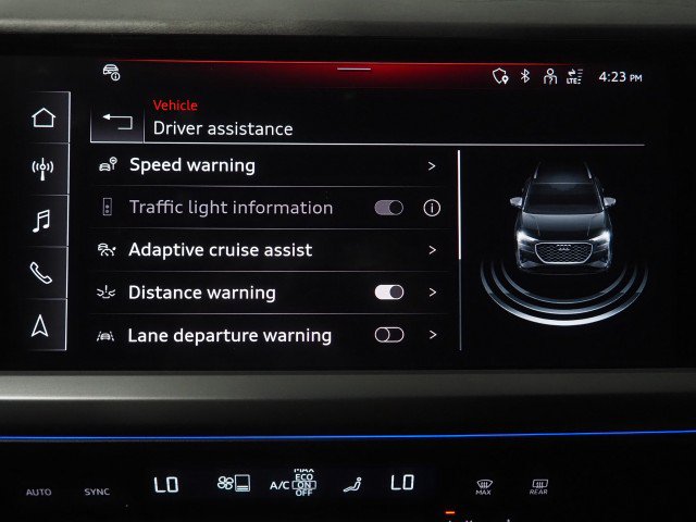Used 2023 Audi Q4 e-tron Premium Plus w/ Premium Plus RWD image 32