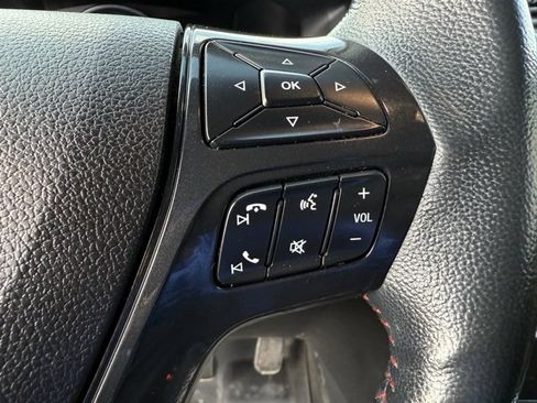 Used 2018 Ford Explorer Sport image 19