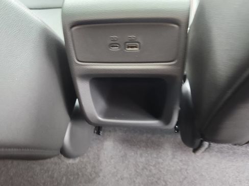 New 2026 Chevrolet Trax RS w/ Sunroof Package FWD image 9