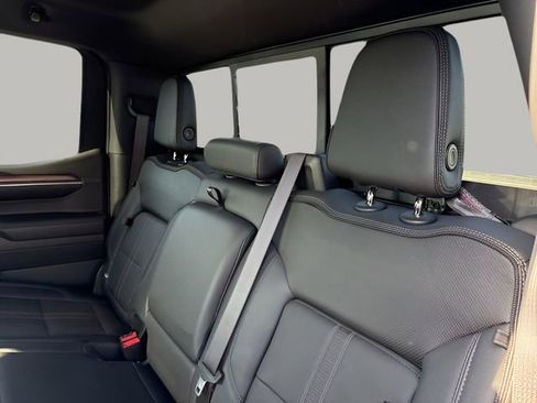 Used 2023 Chevrolet Silverado 1500 High Country w/ Technology Package image 20