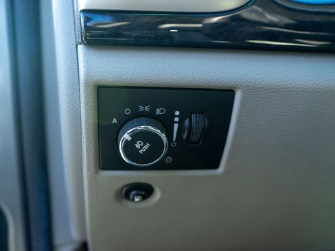 Used 2013 Jeep Grand Cherokee Laredo image 16