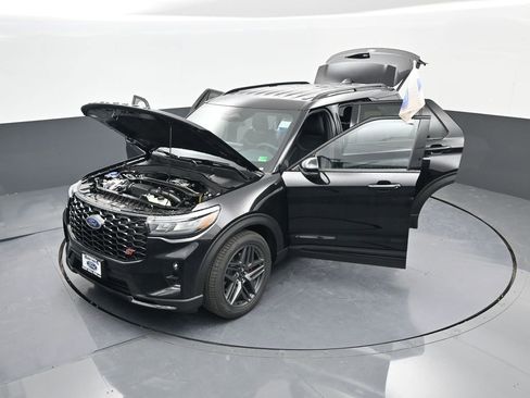 New 2026 Ford Explorer ST image 58