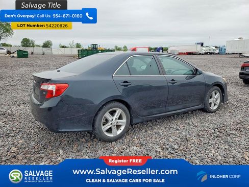 Used 2012 Toyota Camry SE FWD image 4