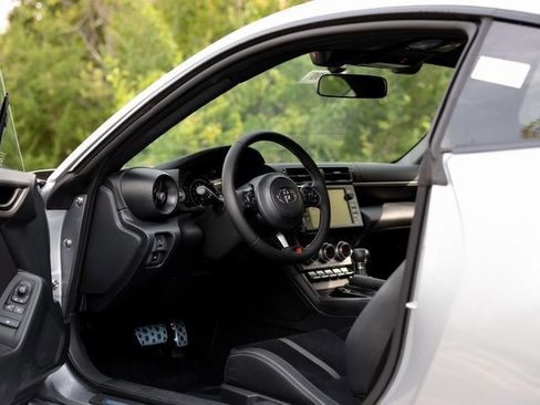 New 2025 Toyota GR86 Premium w/ ALL Weather Mat Package (TMS) image 4