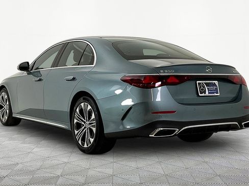 New 2026 Mercedes-Benz E 350 4MATIC Sedan image 4