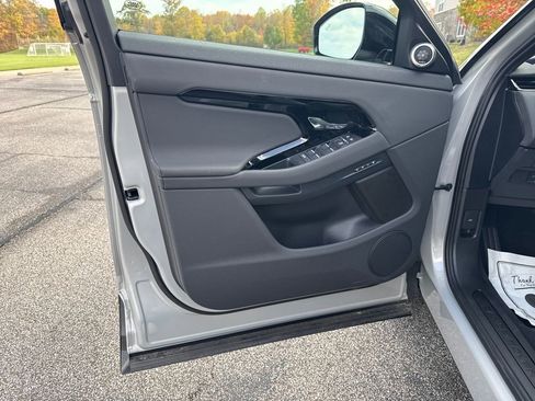 New 2026 Land Rover Range Rover Evoque S image 10