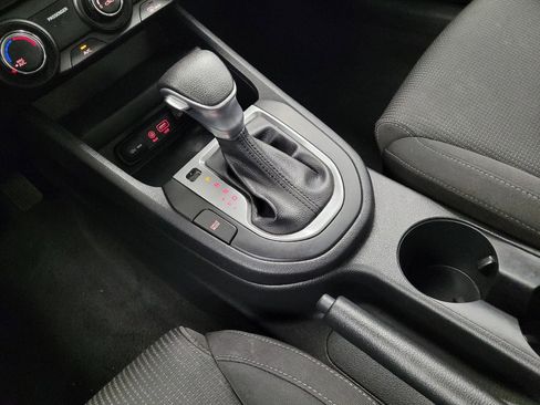 Used 2021 Kia Forte LXS FWD image 26