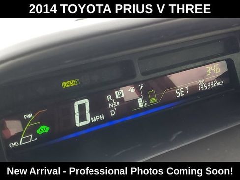 Used 2014 Toyota Prius V Three FWD image 9