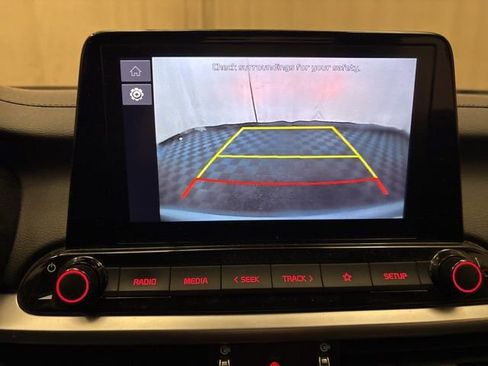 Certified 2024 Kia Forte LXS image 18