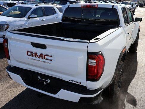 New 2026 GMC Canyon AT4 image 4