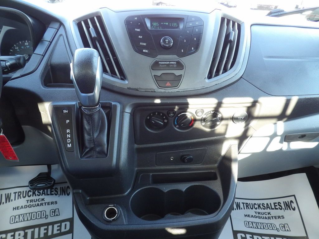 Used 2019 Ford Transit 250 138 RWD image 22