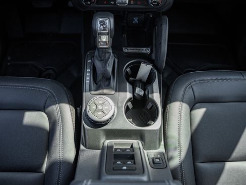 New 2025 Ford Bronco Big Bend w/ Black Diamond Package image 32