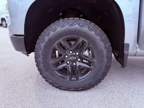 New 2026 Chevrolet Silverado 1500 Custom Trail Boss AWD/4WD image 28