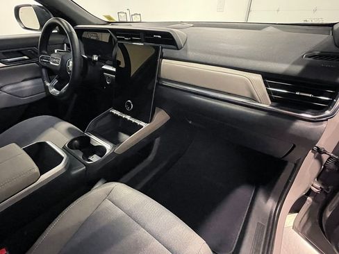 Used 2026 GMC Terrain Elevation image 26