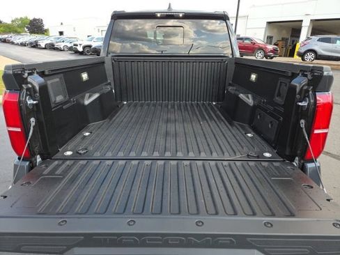 Used 2026 Toyota Tacoma TRD Off-Road w/ TRD Off Road Upgrade Package AWD/4WD image 27