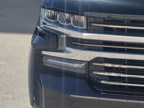 Used 2019 Chevrolet Silverado 1500 High Country image 4