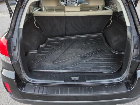 Used 2011 Subaru Outback 2.5i Limited w/ PWR Moonroof Pkg image 35