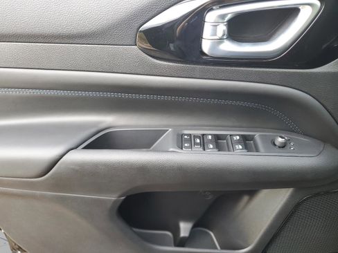 New 2026 Jeep Compass Latitude AWD/4WD image 28