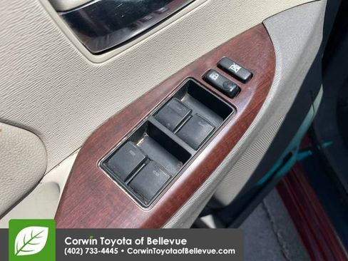 Used 2011 Toyota Sienna XLE AWD/4WD image 19