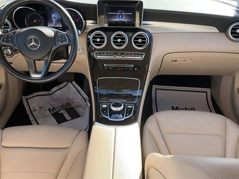 Used 2019 Mercedes-Benz GLC 300 image 14