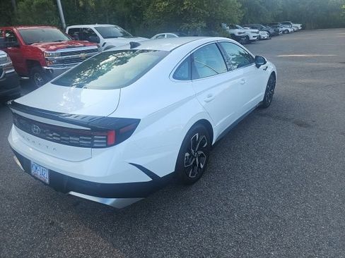 Used 2024 Hyundai Sonata SEL FWD image 18
