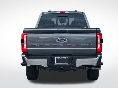 New 2026 Ford F250 Lariat w/ Chrome Package image 24