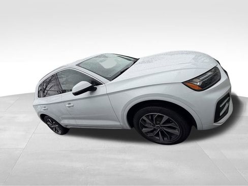 Used 2021 Audi Q5 2.0T Premium w/ Convenience Package image 6