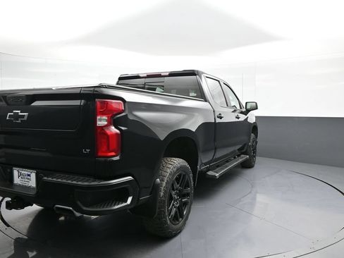 Used 2021 Chevrolet Silverado 1500 LT Trail Boss w/ Convenience Package II AWD/4WD image 6