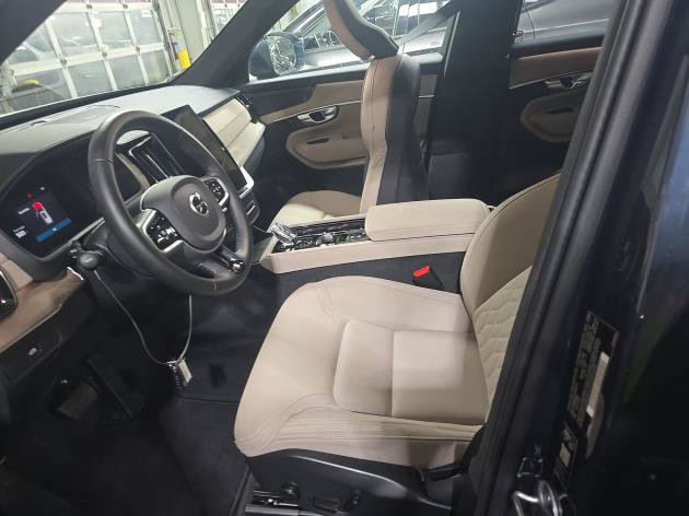 Used 2026 Volvo XC90 B6 Plus AWD/4WD image 8