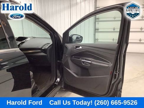 Used 2018 Ford Escape SE AWD/4WD image 11