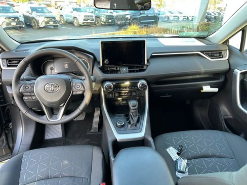 New 2025 Toyota RAV4 XLE image 18