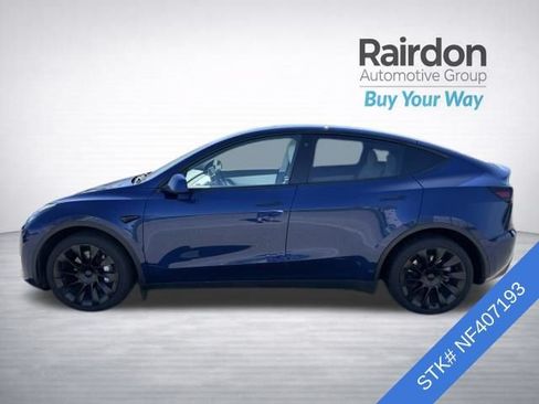 Used 2022 Tesla Model Y Long Range AWD/4WD image 4