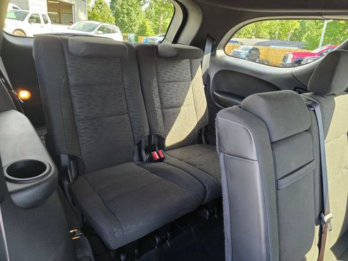 Used 2024 Dodge Durango SXT w/ SXT Blacktop Group RWD image 11