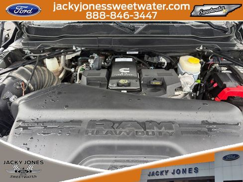 Used 2024 RAM 2500 Laramie w/ Night Edition AWD/4WD image 20