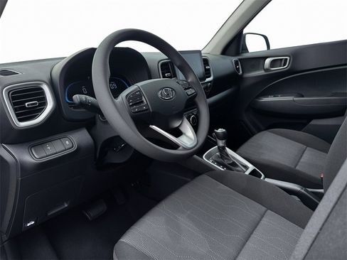 New 2026 Hyundai Venue SE image 14