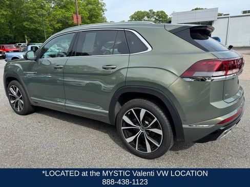 Certified 2026 Volkswagen Atlas Cross Sport SEL Premium R-Line AWD/4WD image 8