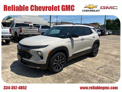 New 2026 Chevrolet TrailBlazer ACTIV w/ Convenience Package FWD image 1